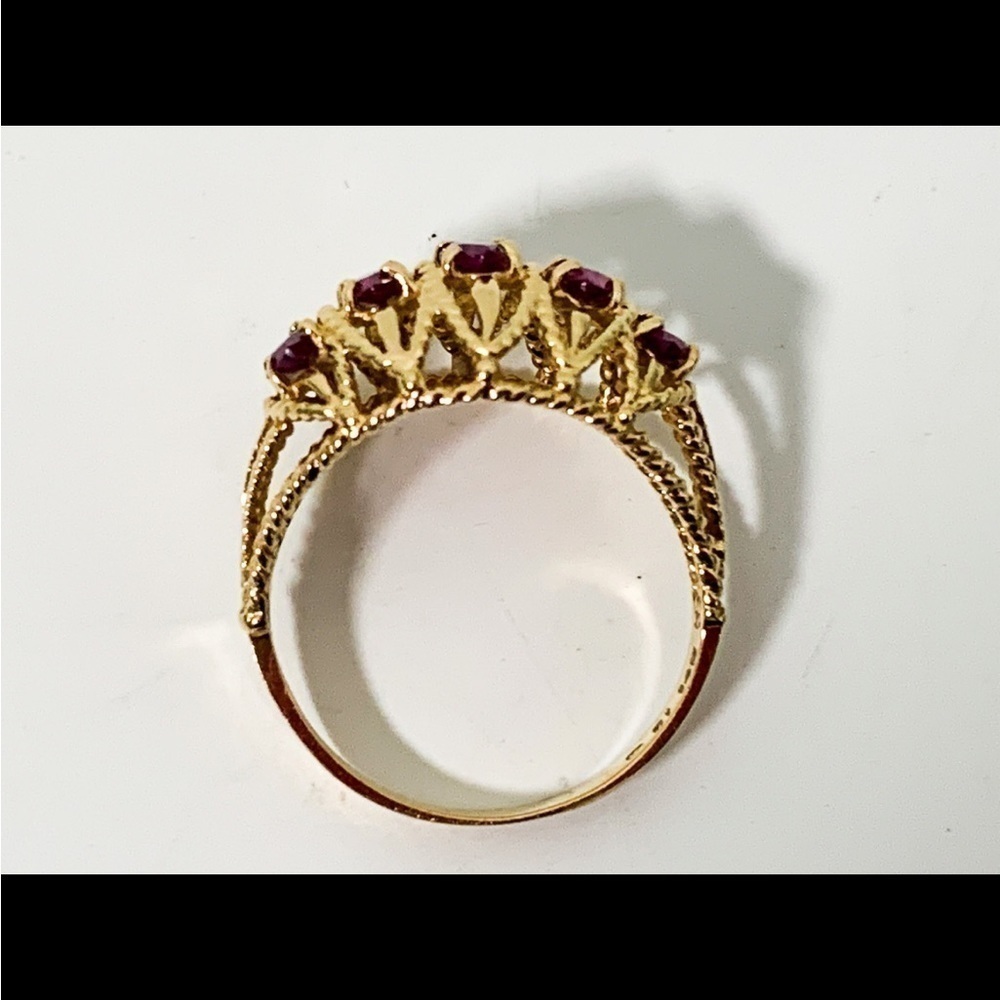 Stunning 14K Solid Gold and Amethyst Ring - Size 7 - Picture 2 of 5